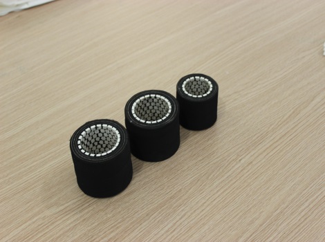 纯色底陶瓷软管